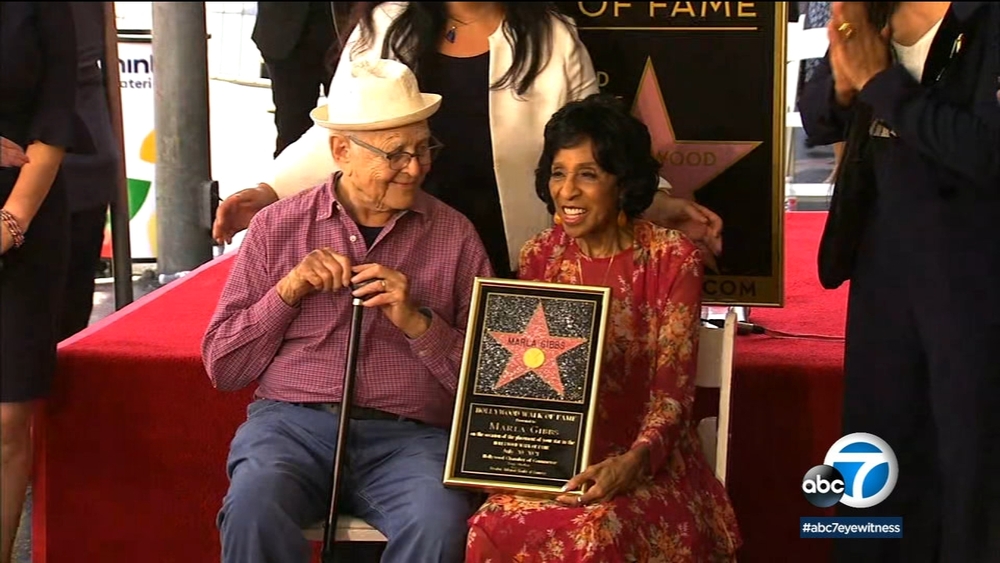 Marla Gibbs overcome by heat, emotion during Walk of Fame ceremony