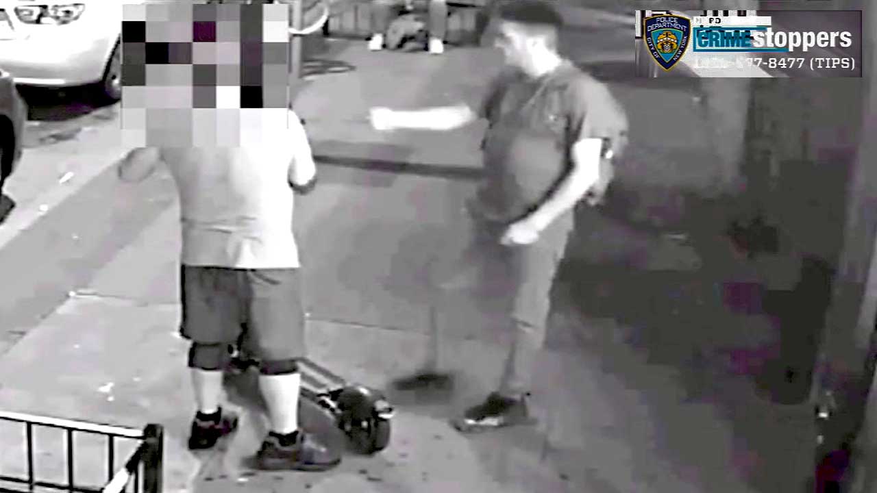 Scooter robbery, stabbing in Queens