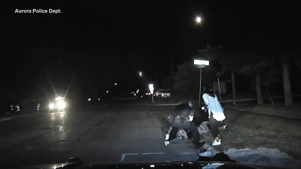 Dashcam video shows attack on Aurora officer during traffic stop