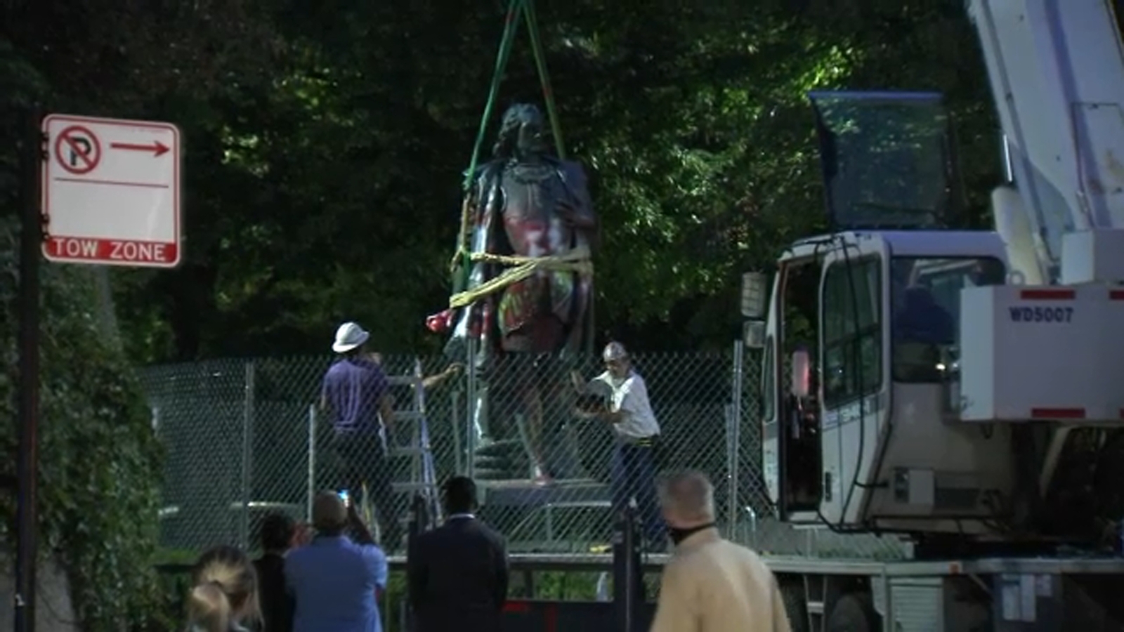 Christopher Columbus statue Chicago ItalianAmerican group demands