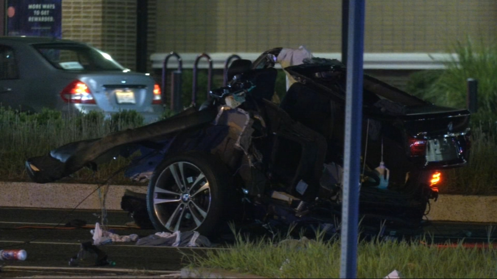 Maple Shade New Jersey Crash Driver Able To Walk Away After Car Split In Half 6abc Philadelphia