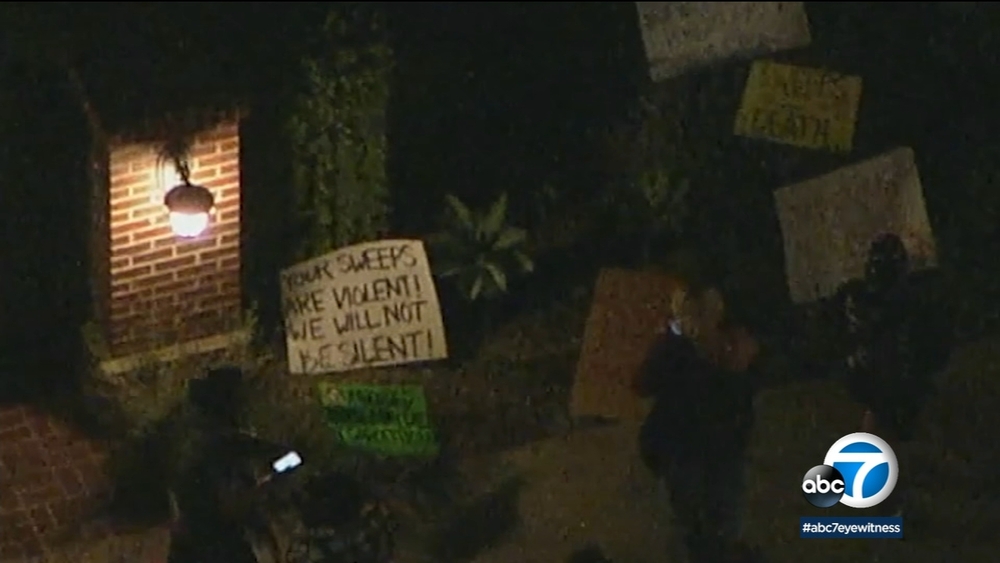 Garcetti's official residence vandalized with graffiti, toilet paper