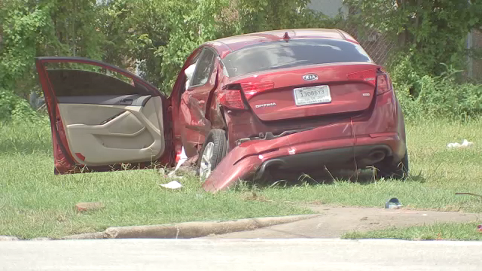1 killed in major crash south of downtown Houston - ABC13 Houston