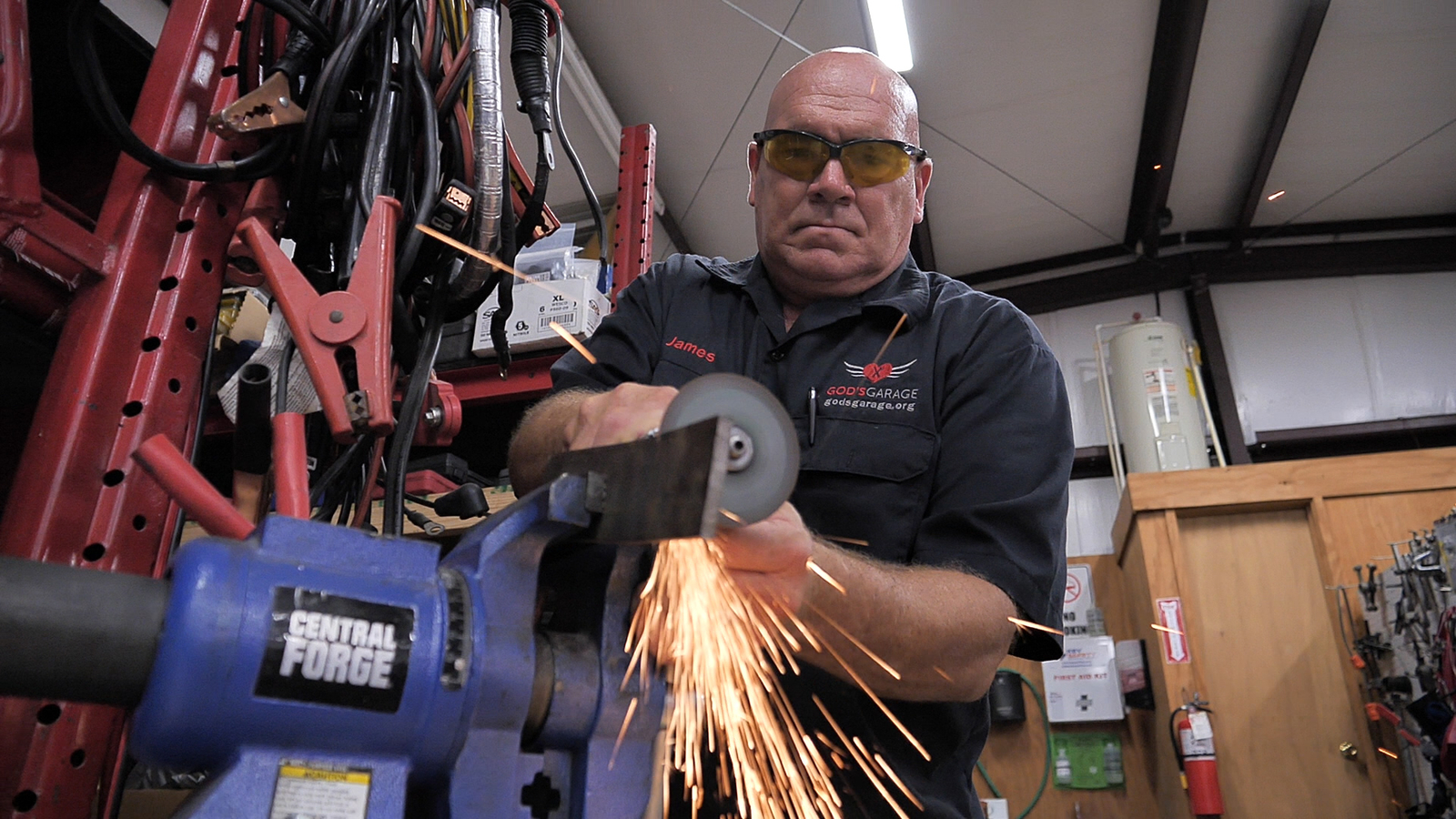 God's Garage celebrates 10 years of helping women in need ABC7 Chicago
