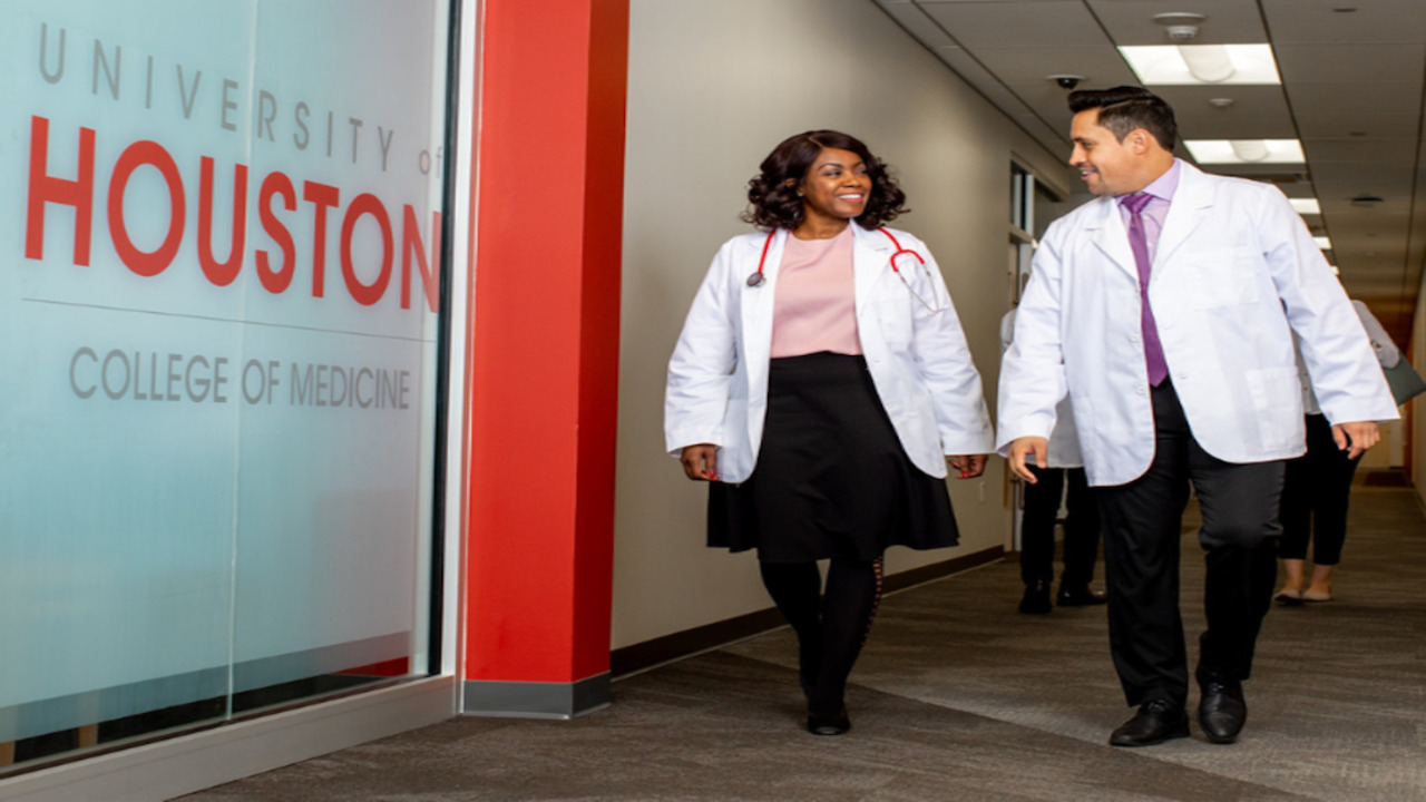 New Houston medical school offers low cost health care thanks to