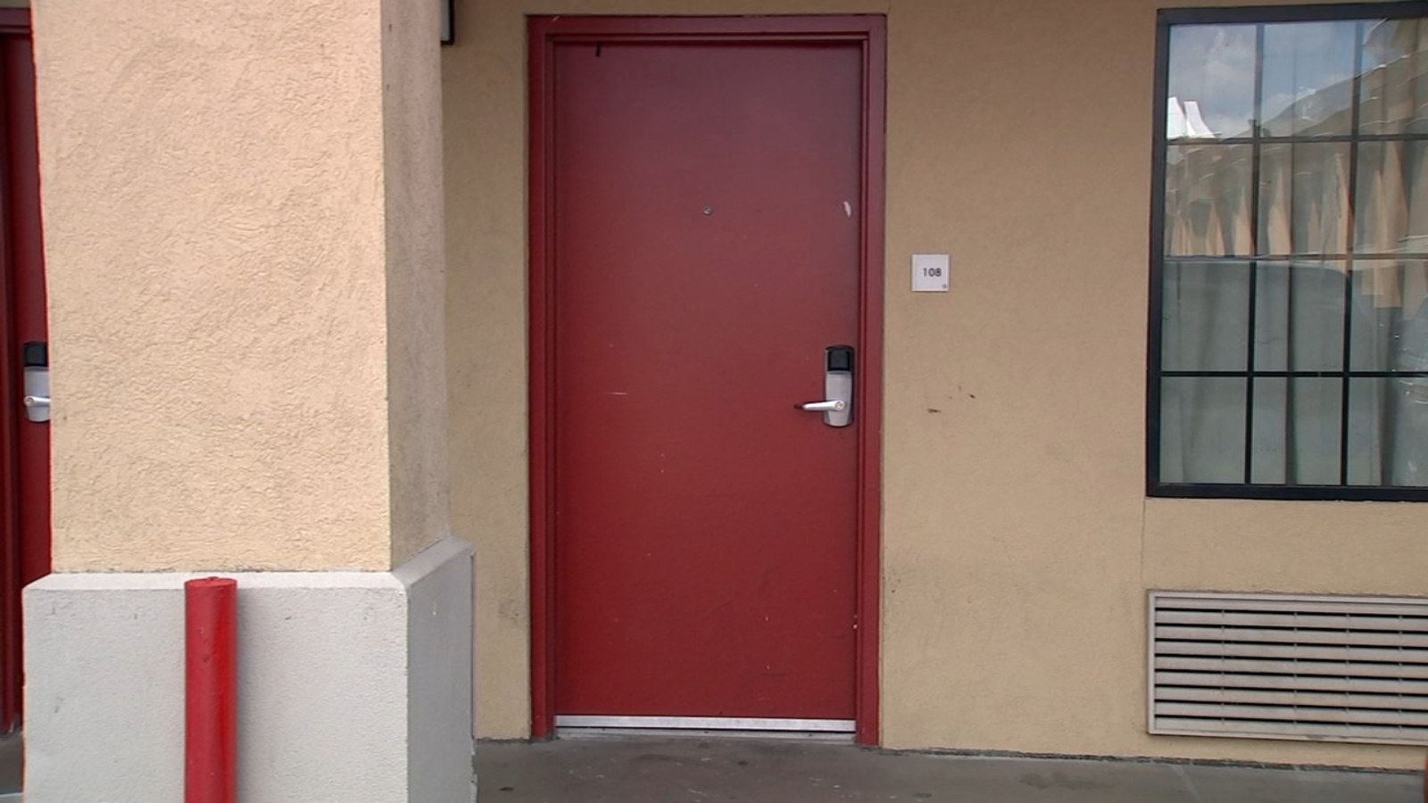 Eviction ban expires, but that doesn't mean landlords can automatically lock out tenants 6abc