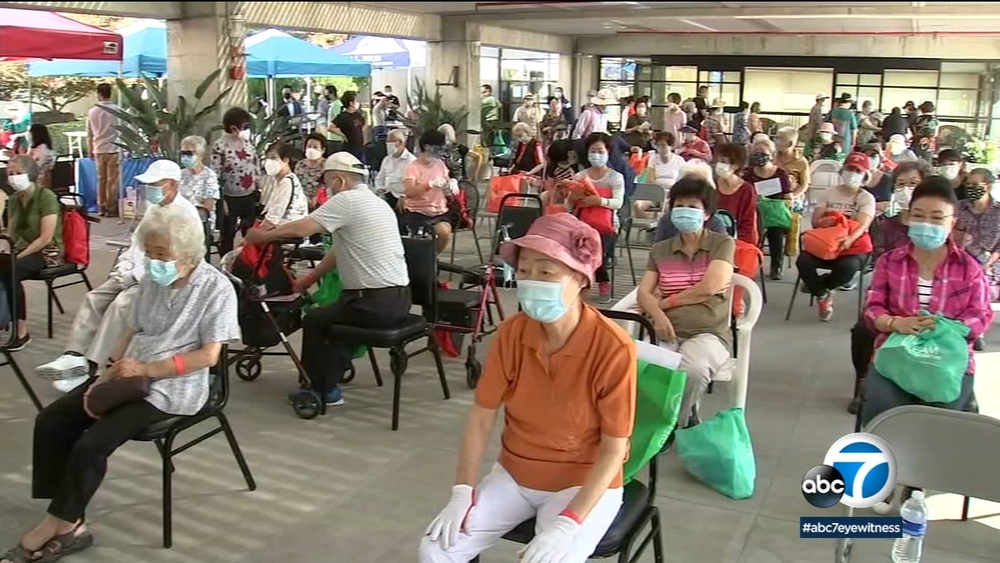 Class teaches seniors how to protect themselves in unprovoked attacks