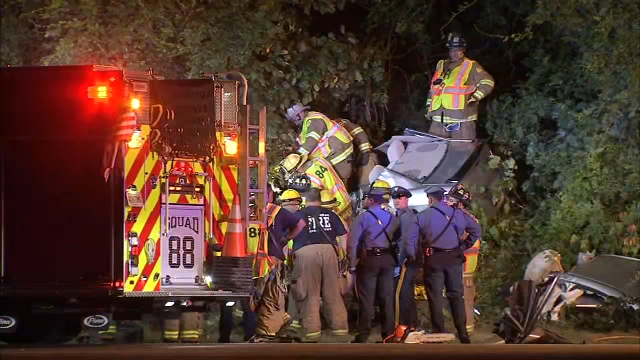 1 killed in crash on Route 42 in Gloucester Twp.