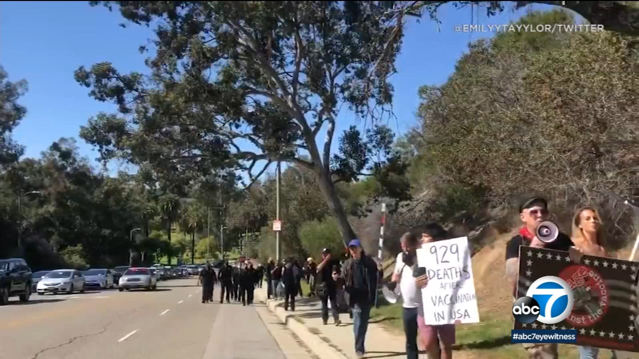 California bill would curb protests at vaccination sites