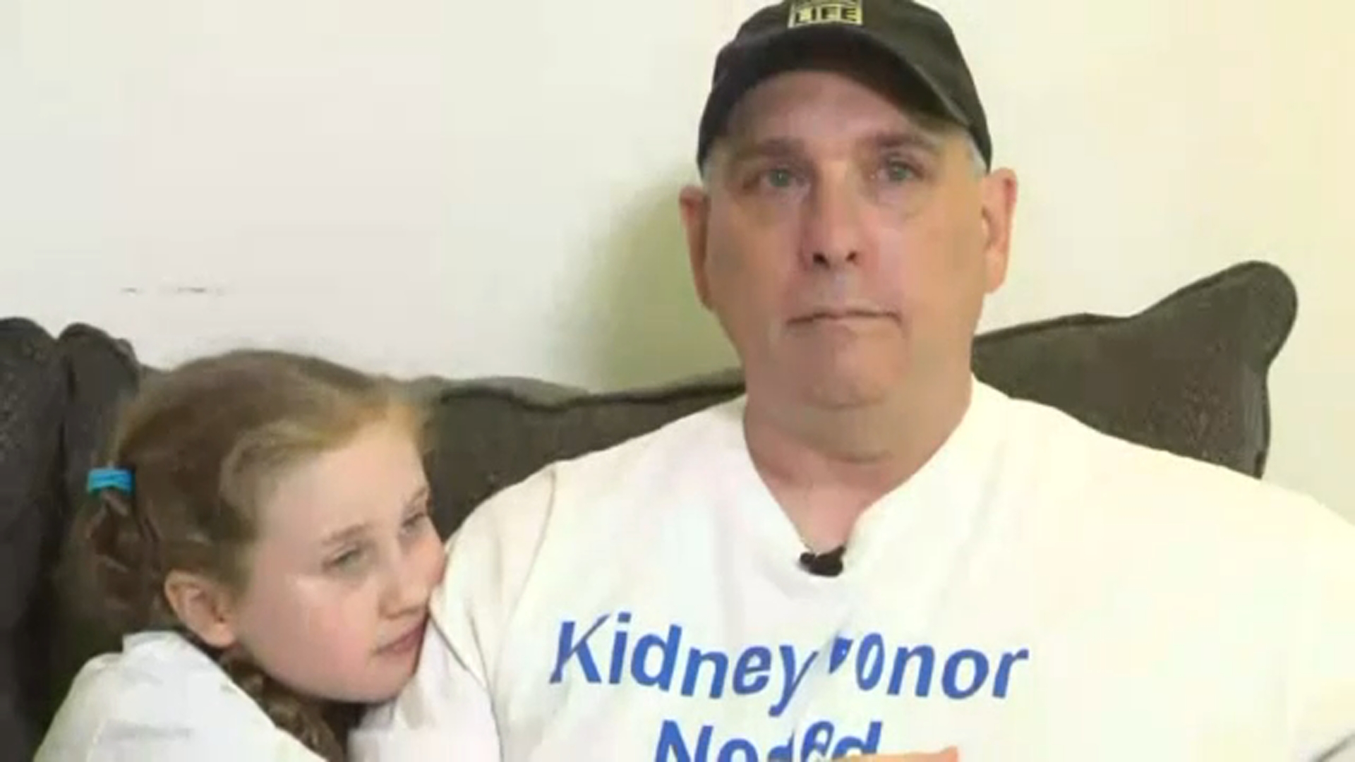 Man seeking kidney donor gets help spreading word in Times Square