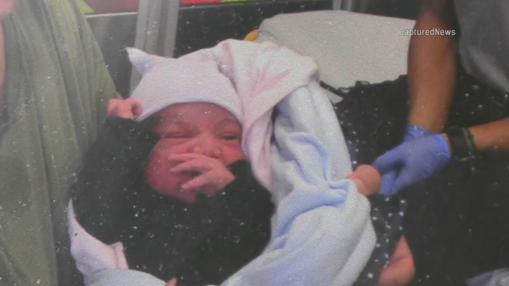 Baby found in dresser drawer in NW Side alley: CPD