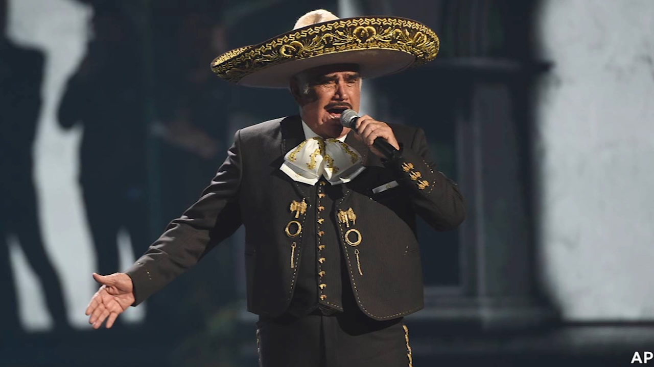 Legendary Mexican singer Vicente Fernández hospitalized after fall