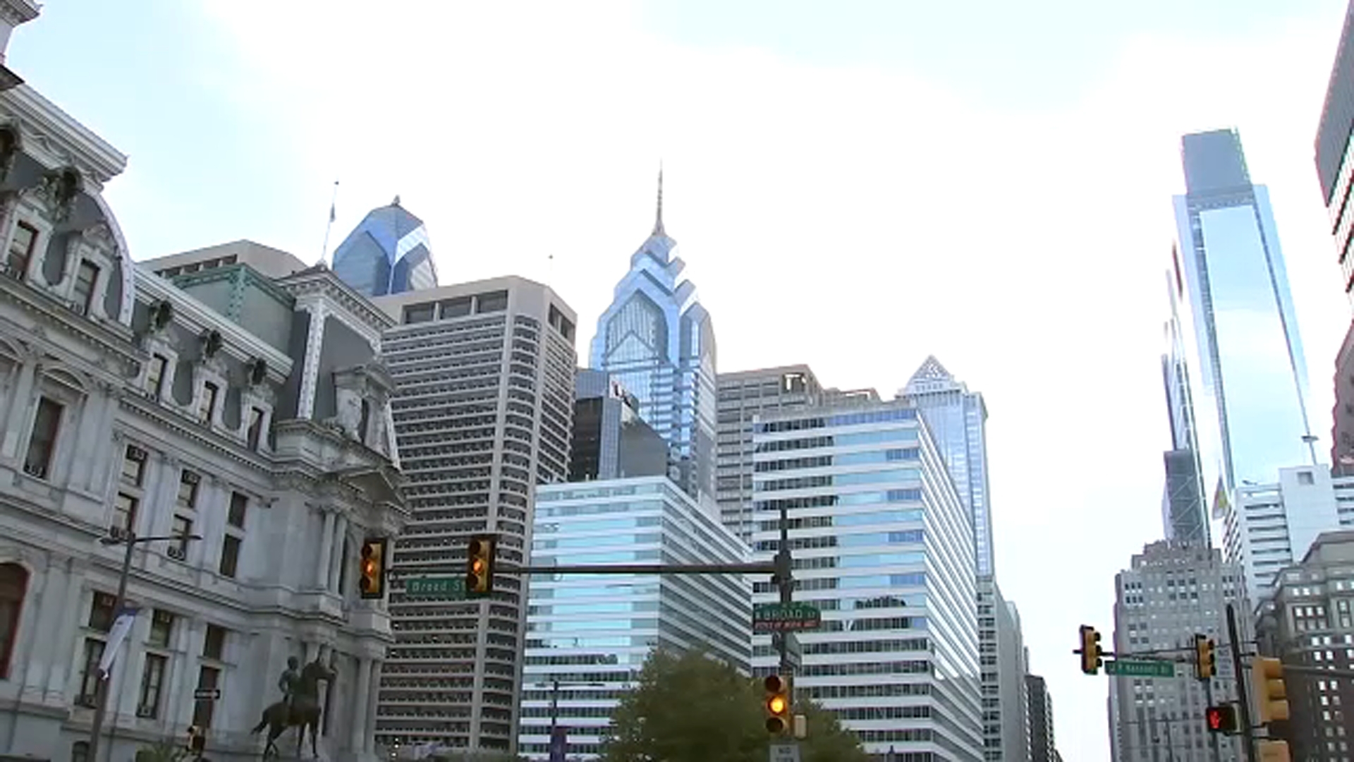 Philadelphia's Center City District applauds city's new mask mandate