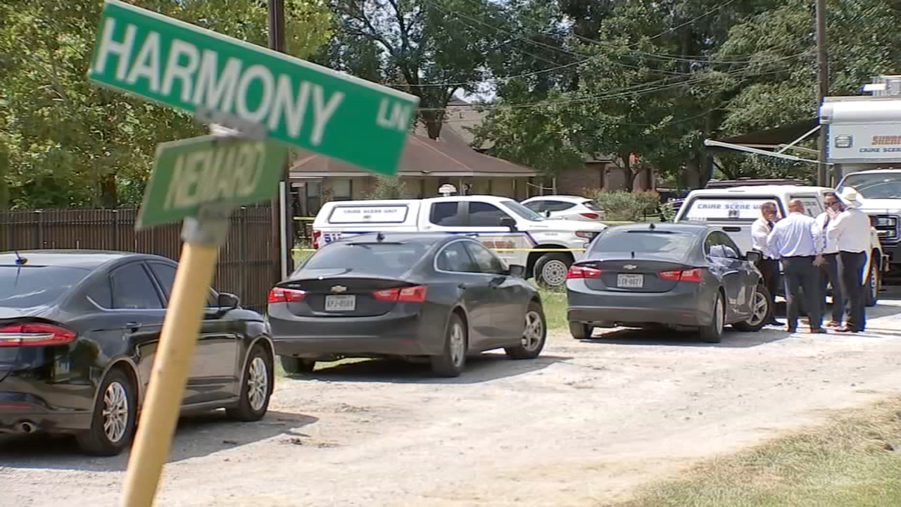 Chase suspect dies after crash and shootout with law enforcement