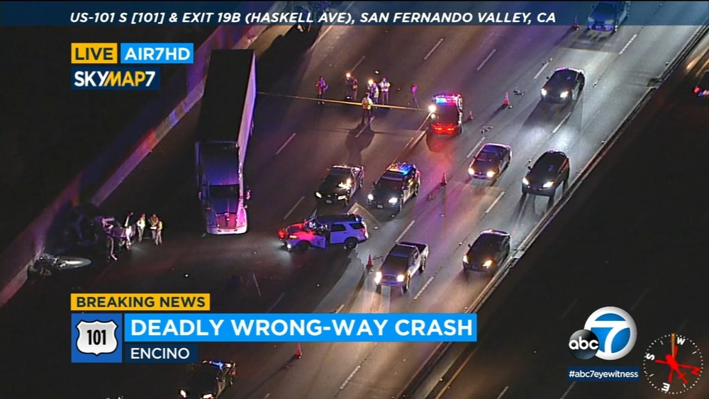4 children injured in fatal wrong-way crash on 101 Fwy in Encino