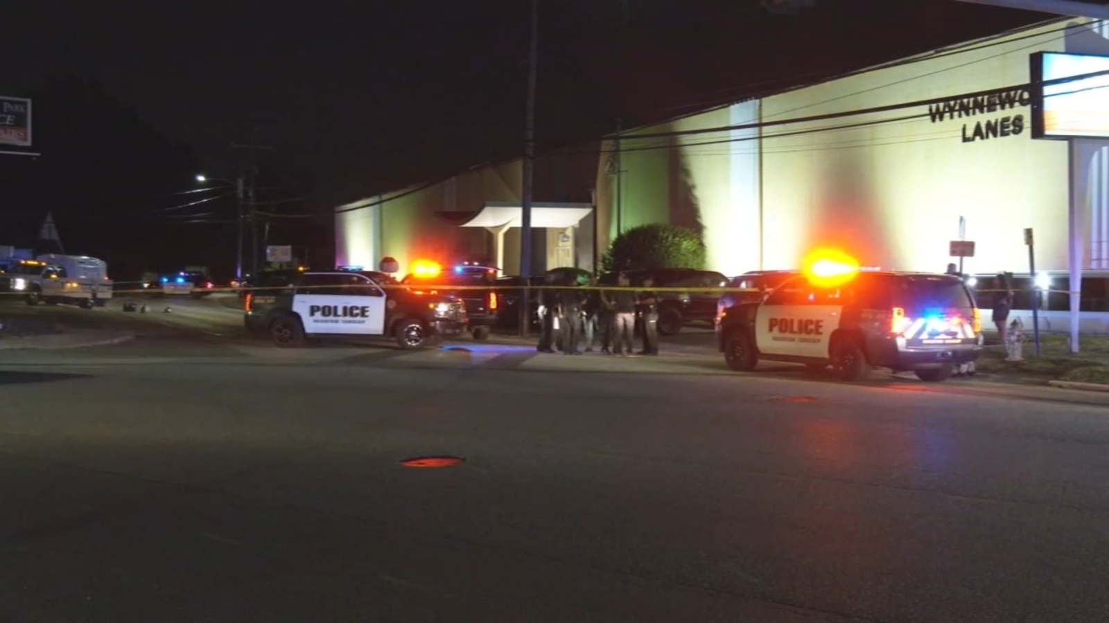 Police Investigate Shots Fired Following A Domestic Argument Outside Wynnewood Lanes In Haverford Township 6abc Philadelphia