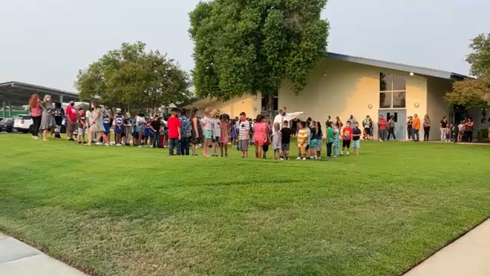 Back to school Thousands of Clovis Unified students return to campuses