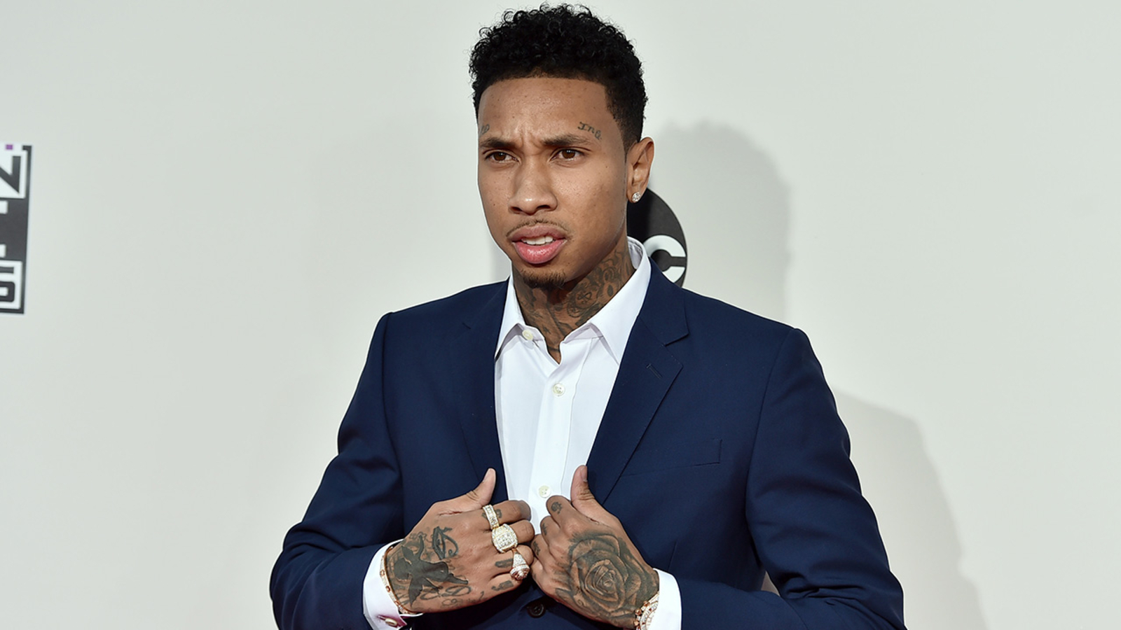 $10K bench warrant issued for arrest of rapper Tyga in Santa Monica - ABC7 Chicago