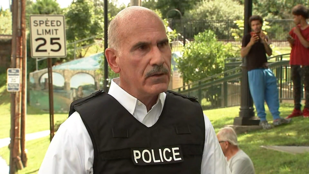 Police chief shot in Yardley, Pa.; listen in good condition
