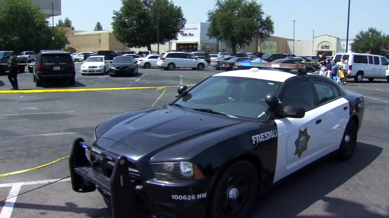 Suspect shot by officer outside Fashion Fair Mall