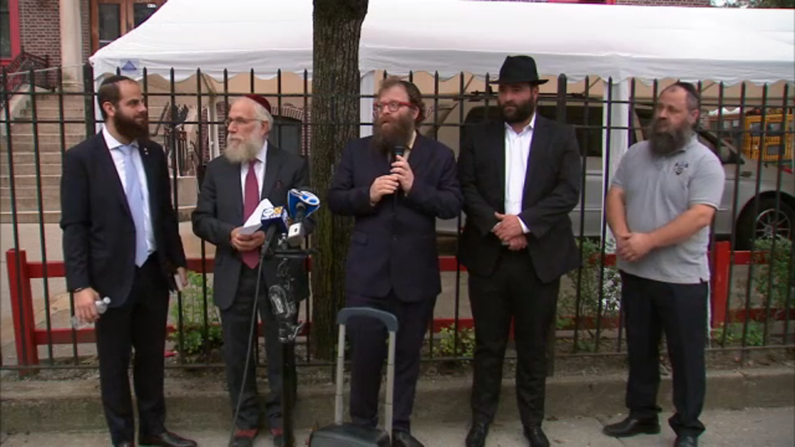 Memorial commemorates 30th anniversary of Crown Heights riots - ABC7 ...
