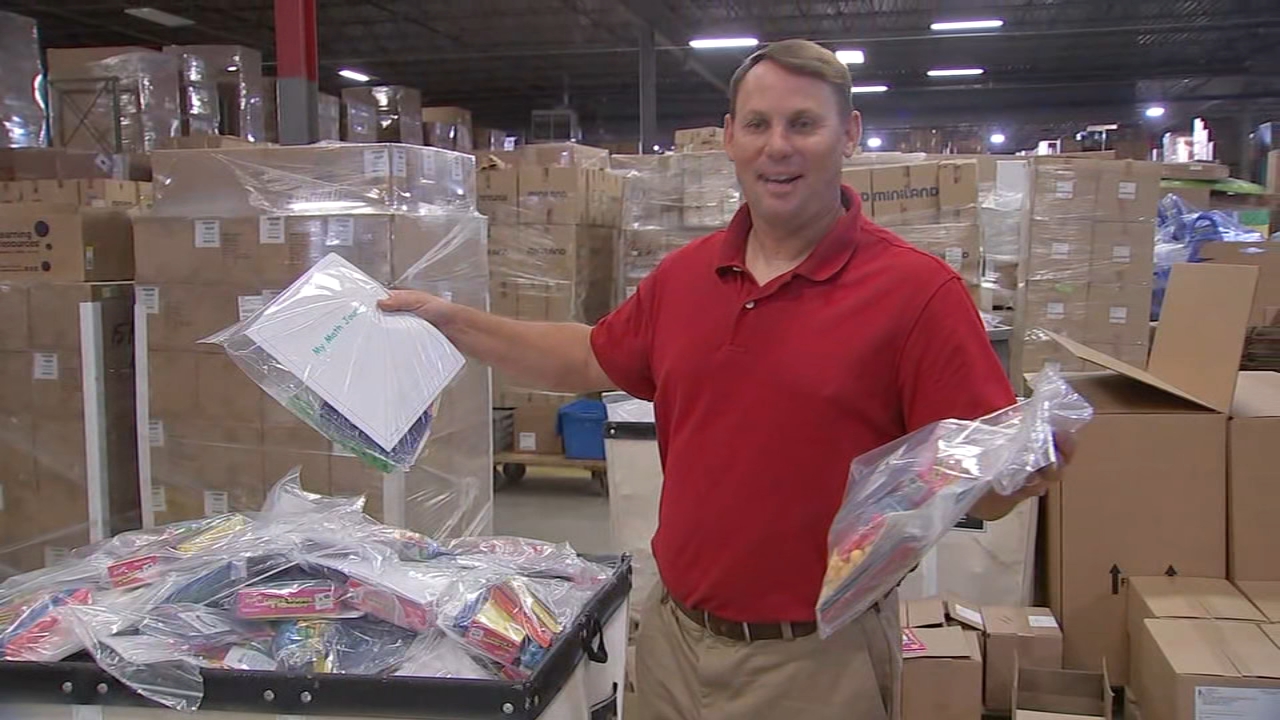 Family school supply business prepares for students return
