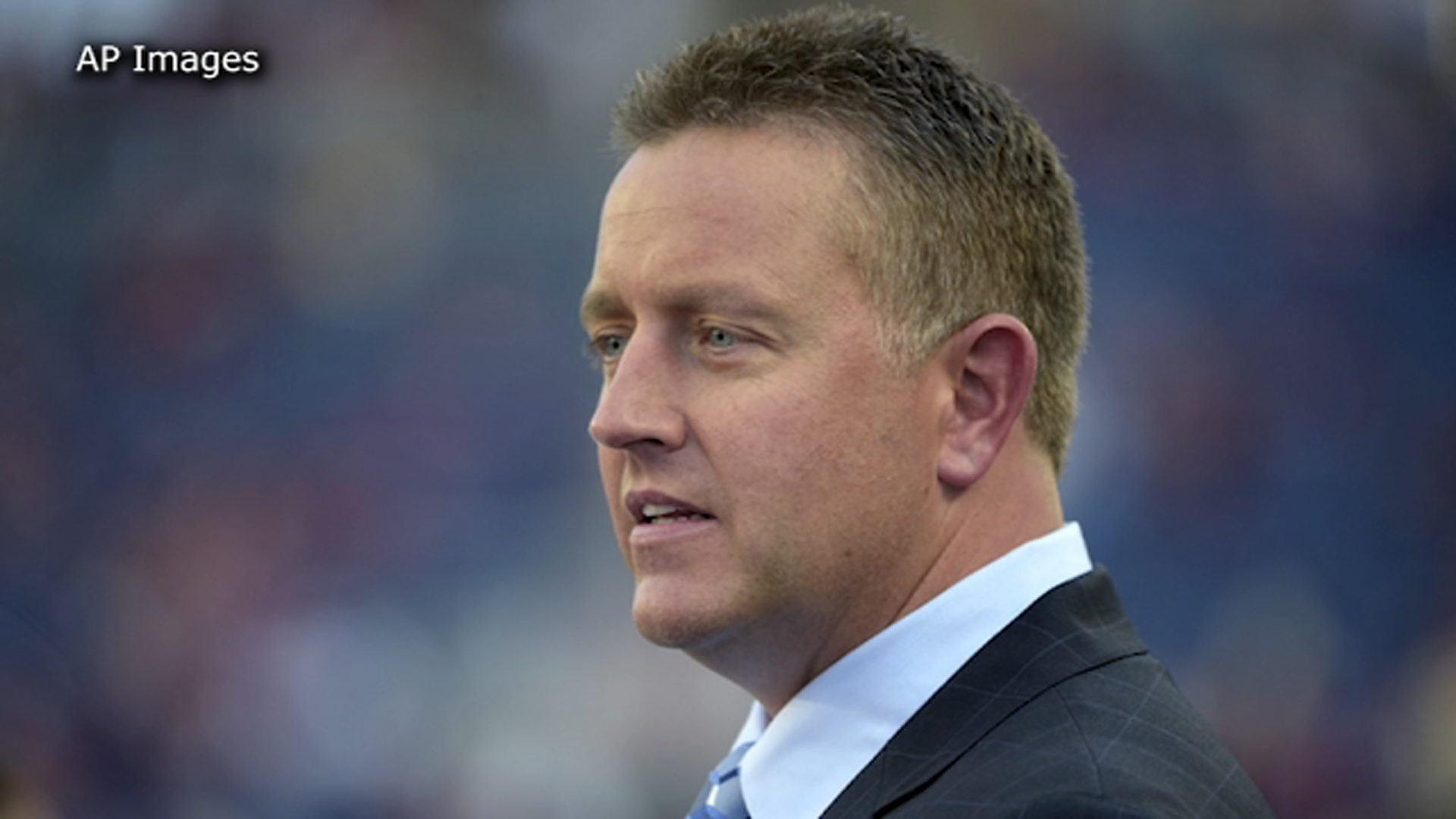 Kirk Herbstreit's new memoir takes him out of his comfort zone