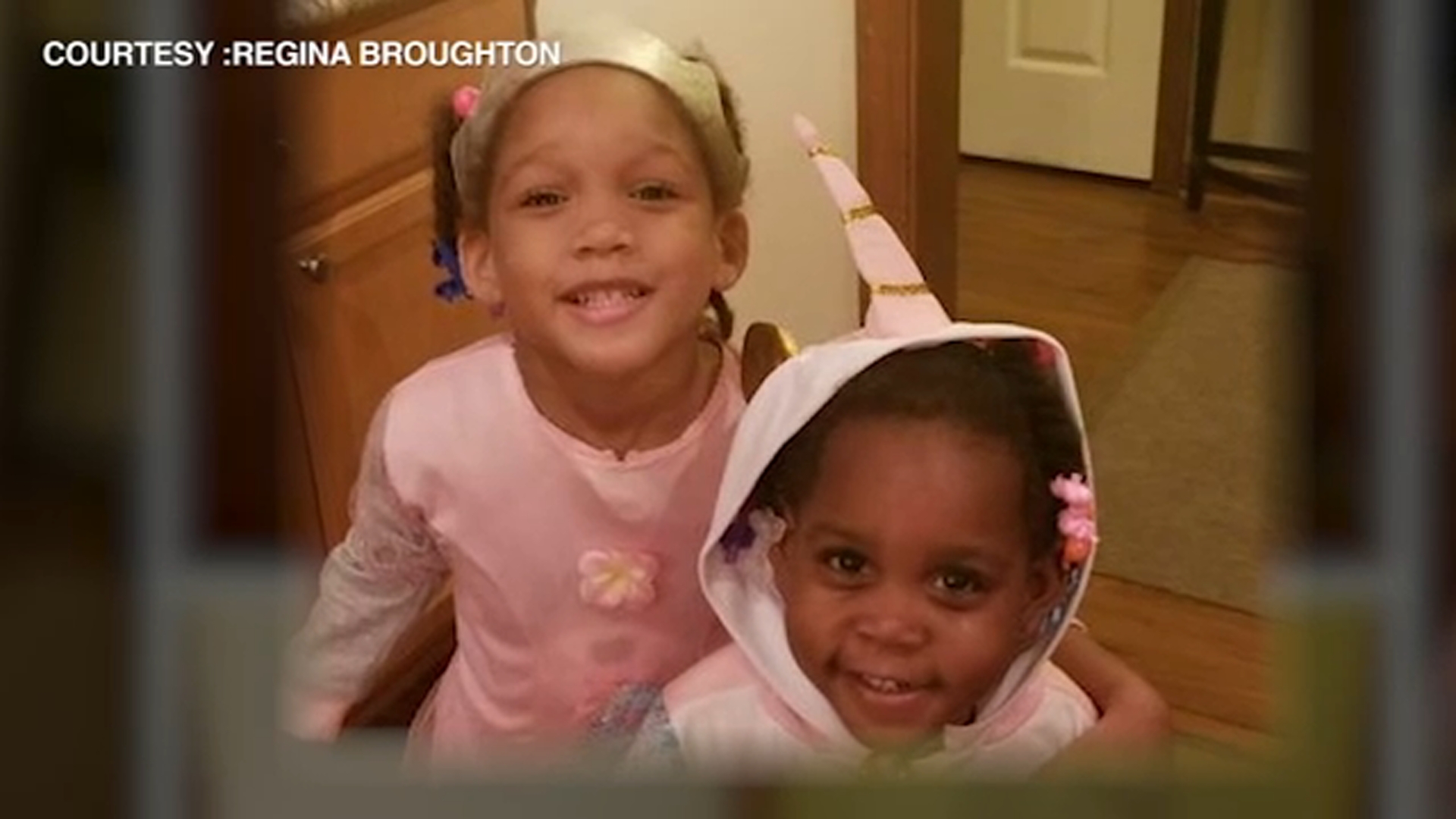 Chicago Shooting Vigil Held After 2 Sisters Shot 1 Killed In Belmont Central Drive By On Northwest Side Abc7 Chicago