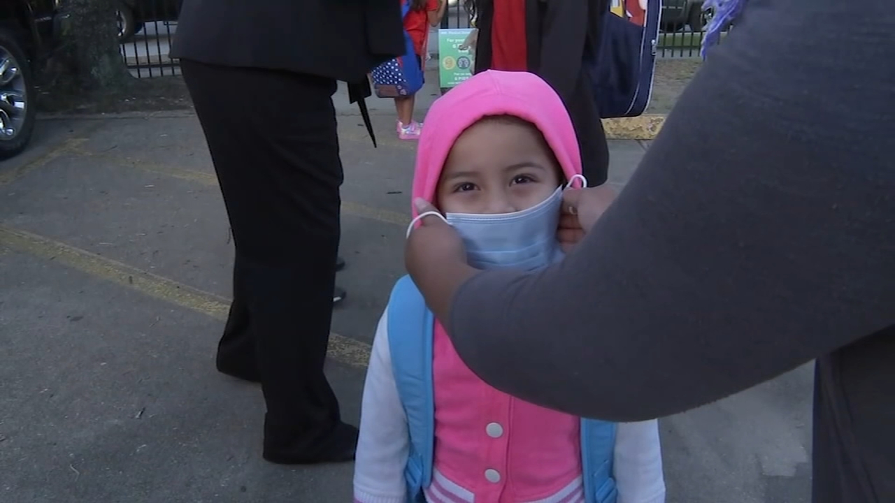 Parents, prepare to get your child if mask not on, superintendent says