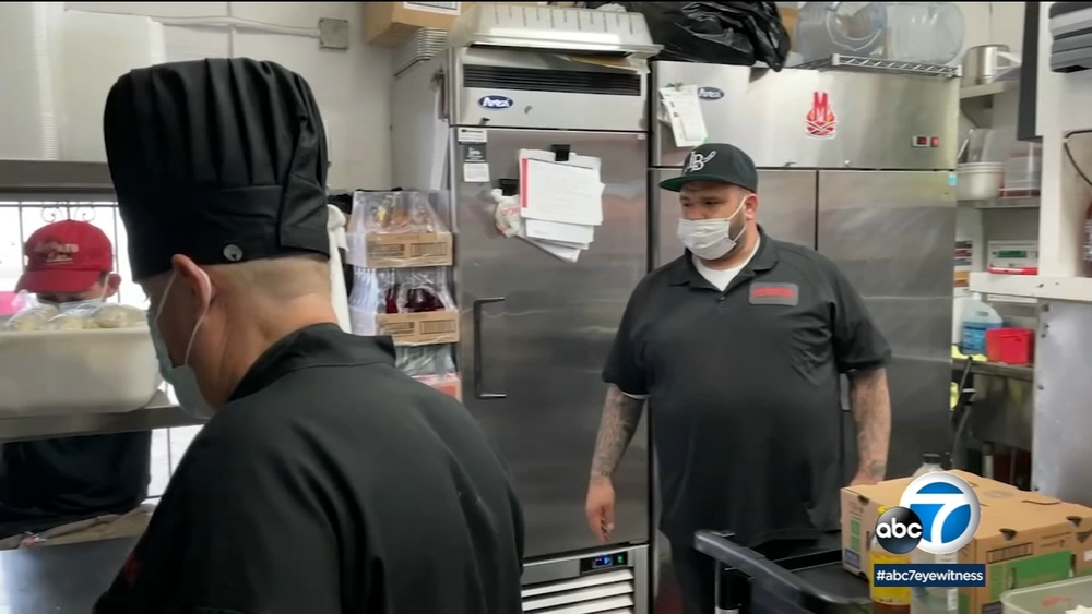 Long Beach man turns business out of driveway into restaurant