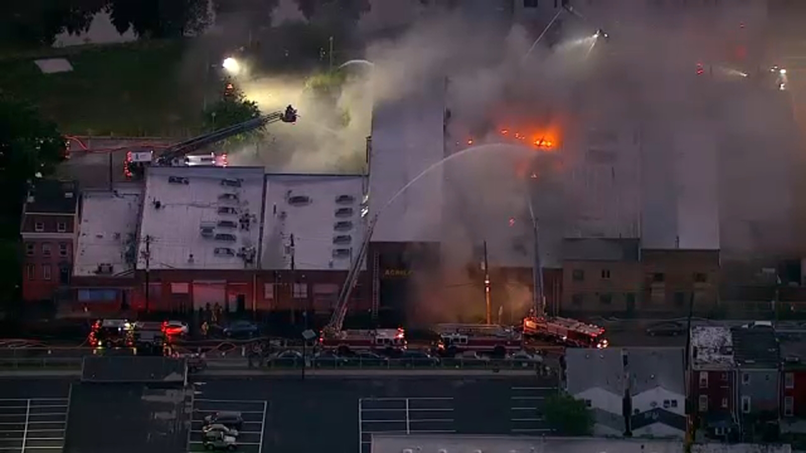 Firefighters Battle Several Blazes At Industrial Building In Jersey City Including Plastics Manufacturer Abc7 New York