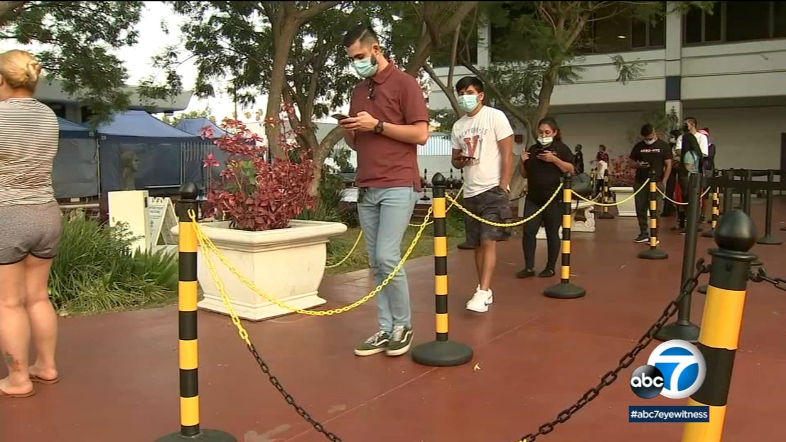 Los Angeles health experts hope FDA approval of Pfizer COVID-19 vaccine curbs hesitancy Los Angeles health experts hope FDA approval of Pfizer COVID-19 vaccine curbs hesitancy