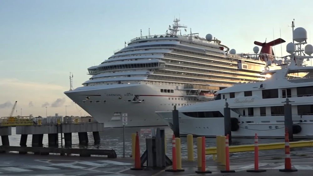 Cruisegoers mixed on voyaging in wake of traveler's death