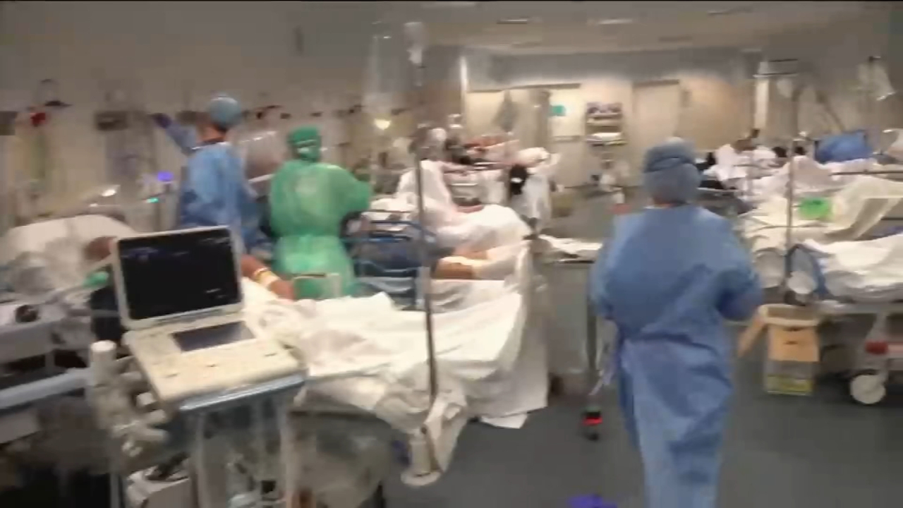 Illinois hospital, ICU capacity drops as COVID cases rise