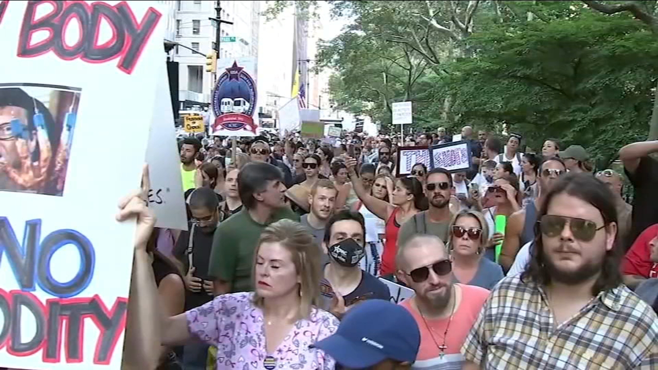 NYC municipal unions protest vaccination mandates