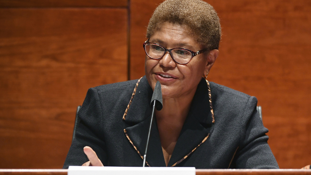 Rep. Karen Bass plans to run for Los Angeles mayor next year