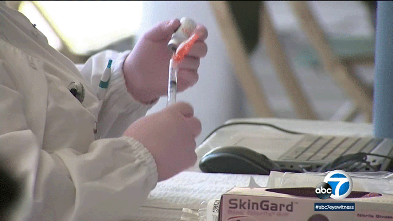 CDC recommends unvaccinated people don't travel over Labor Day weekend