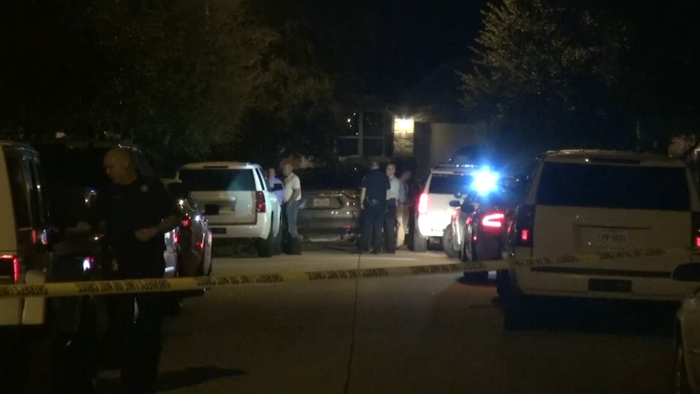 Homeowner shoots and kills alleged burglar outside Porter home