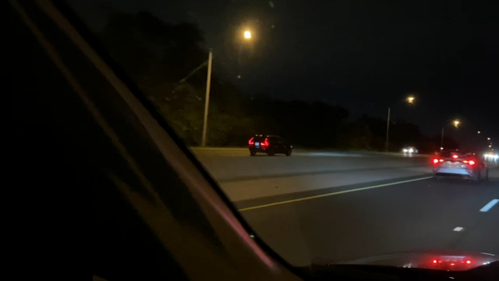 VIDEO: Driver goes wrong way on I-55 in Burr Ridge