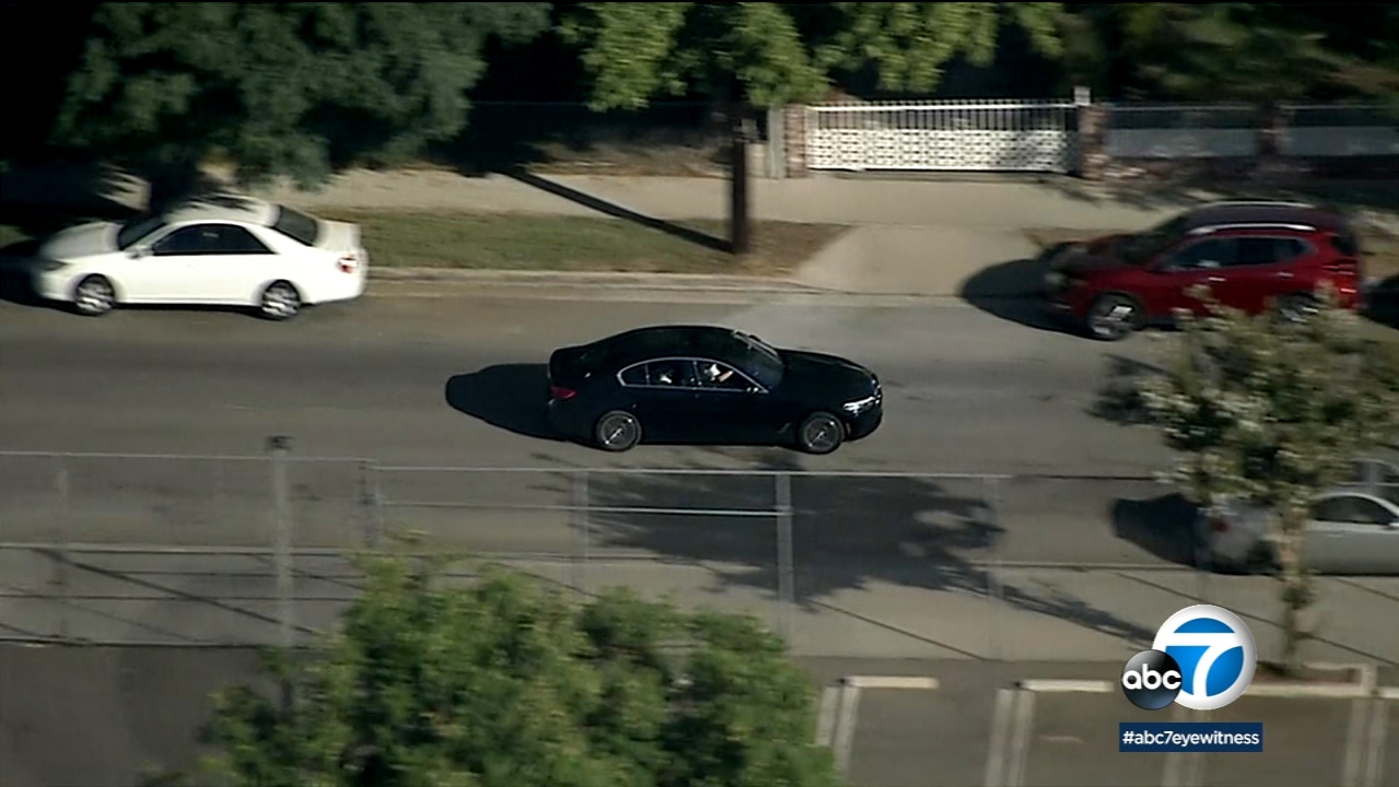 Suspect in custody after high-speed chase across Sylmar area