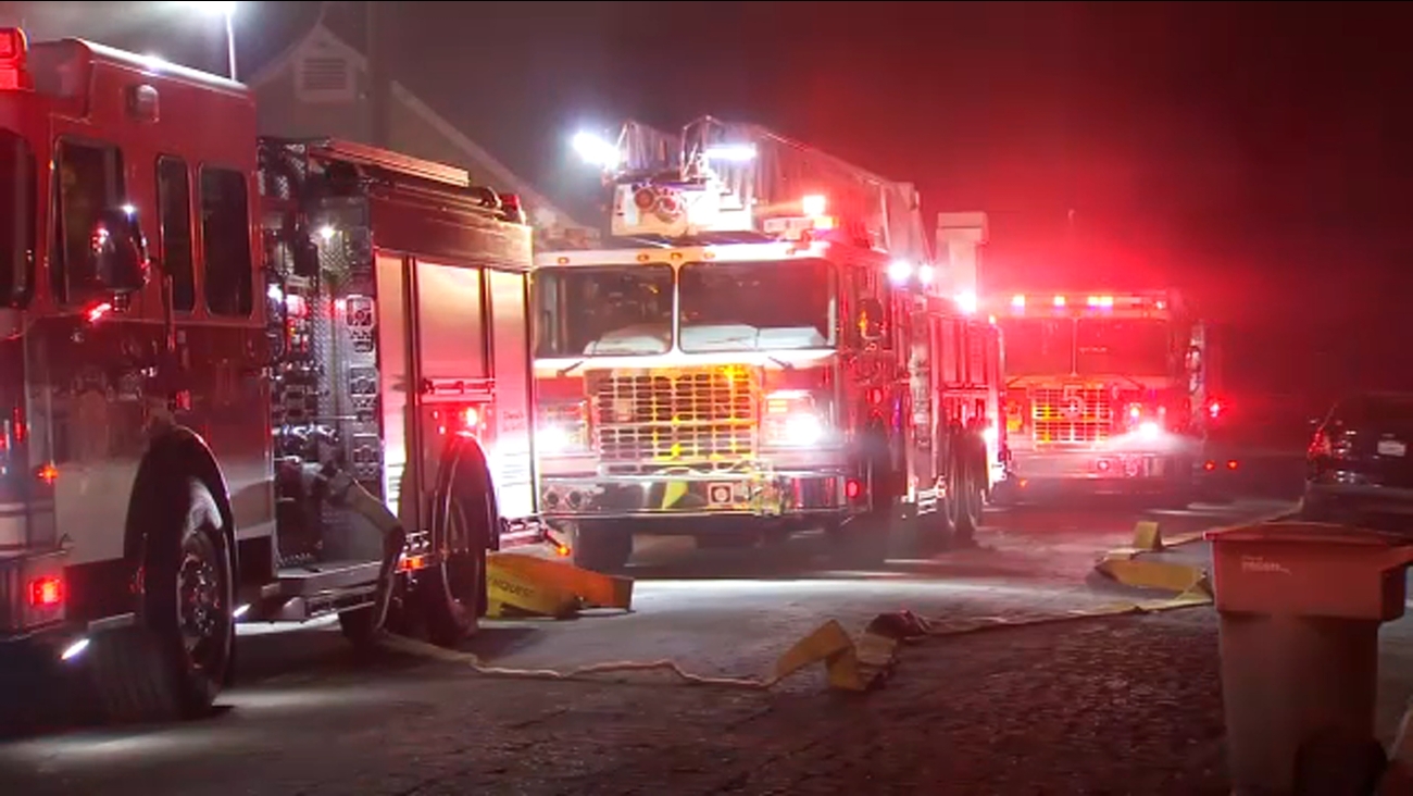 Fresno Family Displaced After Fire Burns Through Their Home Abc30 Fresno