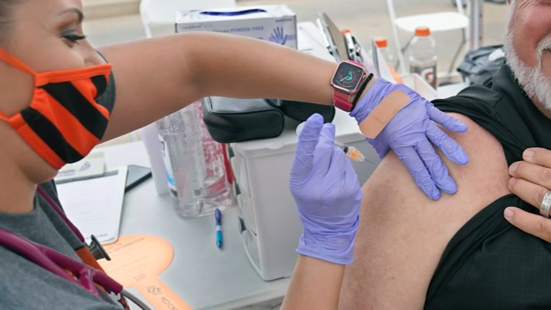 Coronavirus Updates 2 Anchors Of U S Pandemic Protection Ending Abc7 New York