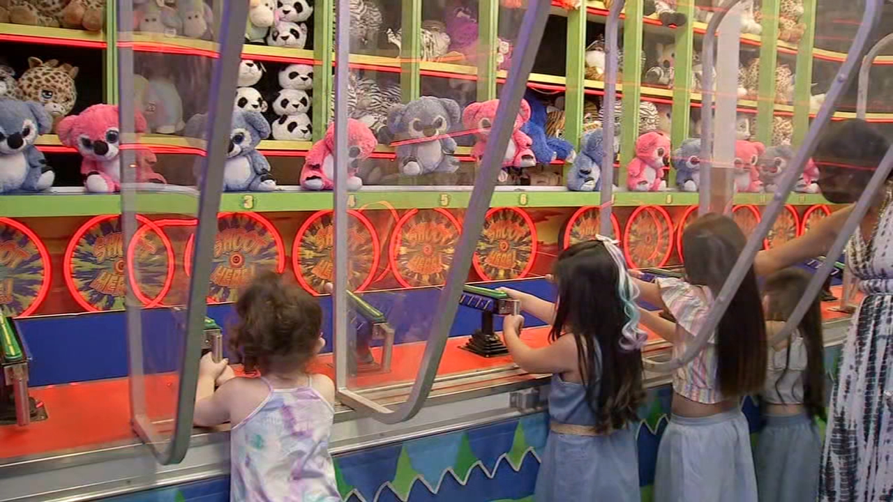 Families across Philadelphia region soak up last moments of summer