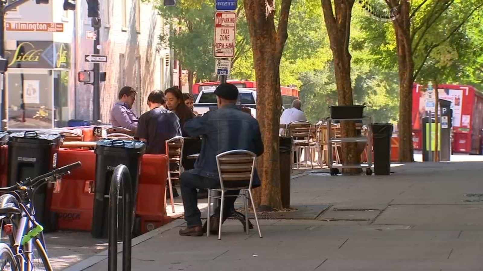 Raleigh outdoor dining Restaurants celebrate extension of outdoor