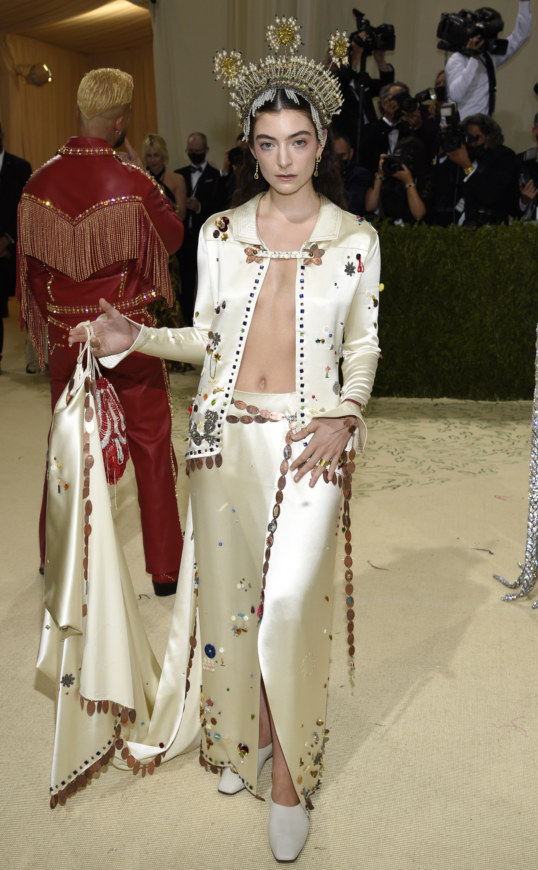 Lorde attends The Metropolitan Museum of Art's Costume Institute benefit gala. (Photo by Evan Agostini/Invision/AP)