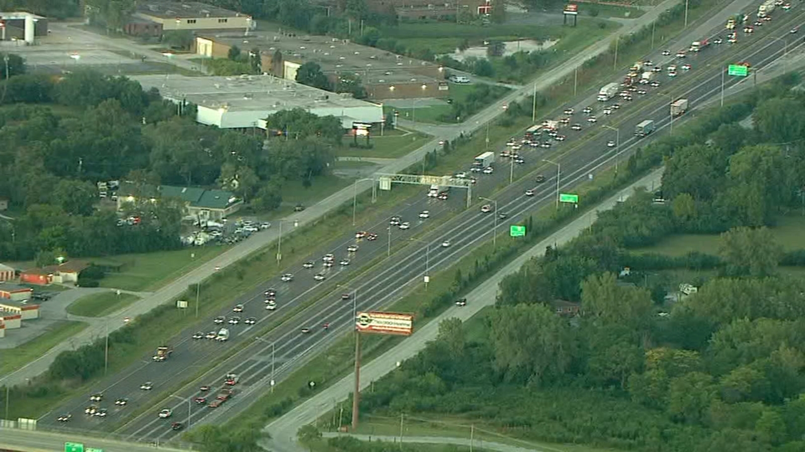 I57 shooting Woman shot in back near 159th Street in Markham, Illinois NB lanes of traffic