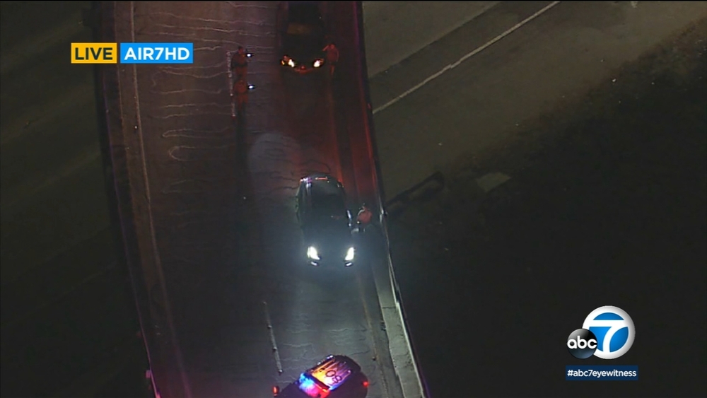 Chase of Tesla reportedly on Autopilot ends in Glendale area