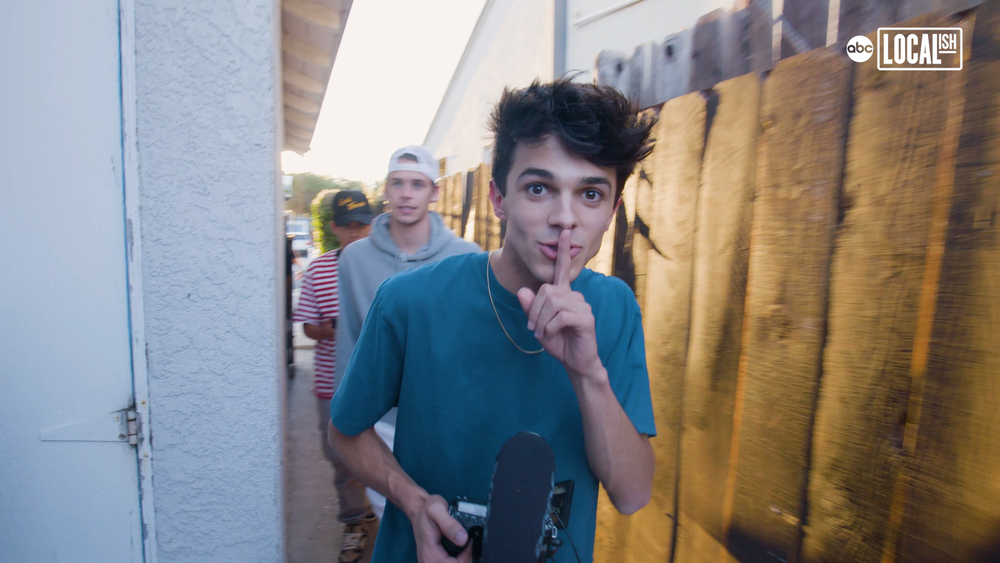Brent Rivera surprises Disney "Magic Maker".