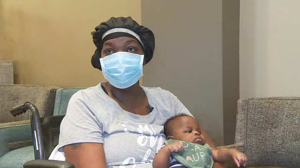 Houston mother meets newborn after battling COVID for over a month