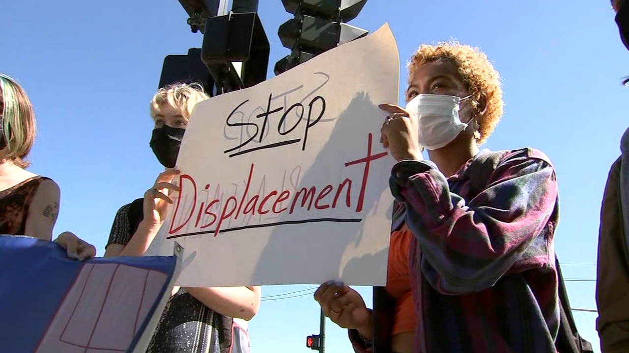 Residents concerned about displacement rally near Obama center site